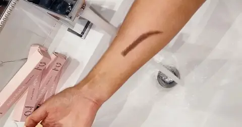 gempages_574074761974383664-22165a4b-5b45-4911-9ede-452217d4bde0